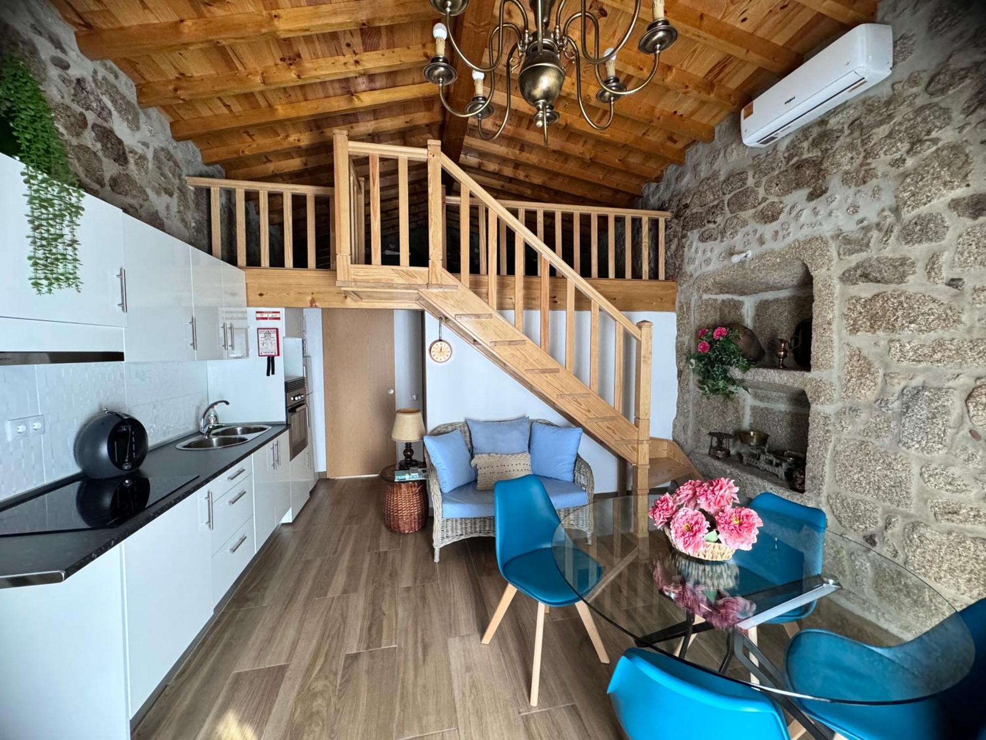 Casa Da Vila - Apartamento Duplex Alpedrinha Kültér fotó